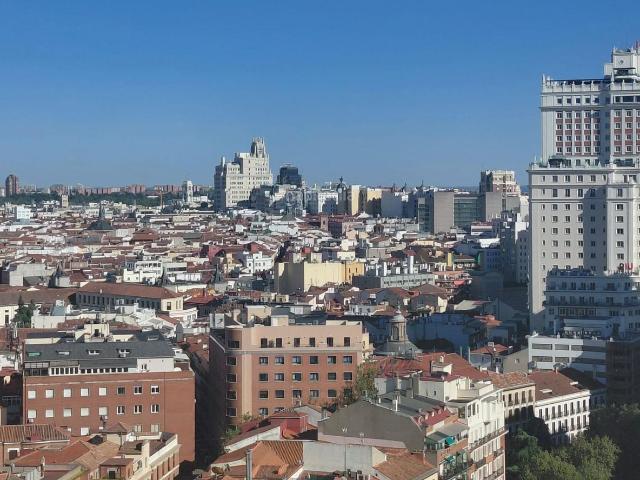 Piso en venta en Madrid, Argüelles. APARTAMENTO CON VISTAS ÚNICAS. Pisos.