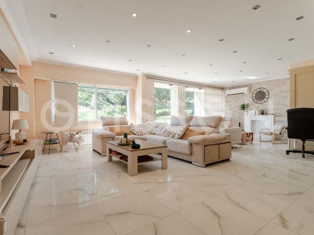Piso en venta en Madrid, Argüelles. Excepcional piso con vistas privilegiadas en el corazón de Argüelles. Pisos.