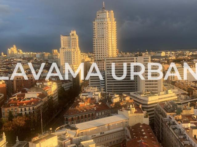 Piso en venta en Madrid, Argüelles. Presentamos una de las viviendas con vistas exclusivas de la capital. Pisos.