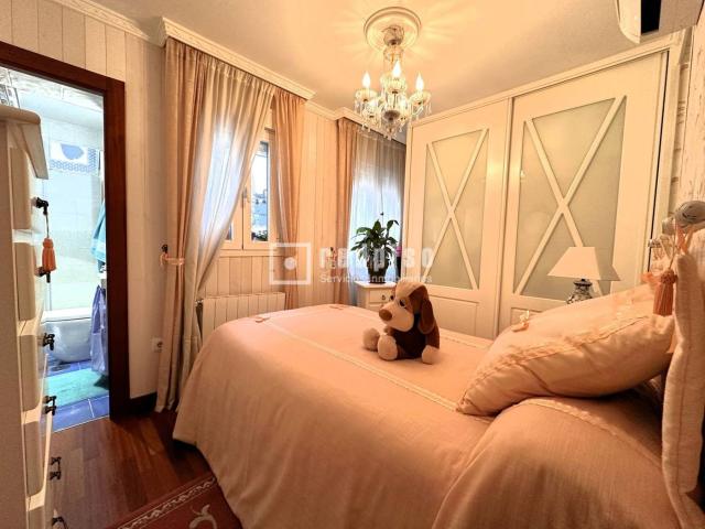 Piso en venta en Madrid, Bellas Vistas. C SAN VALERIANO, PISO EXTERIOR DE 1 DORMITORIO BUHARDILLA, CON FUNCIÓN DE TRASTERO. Pisos.