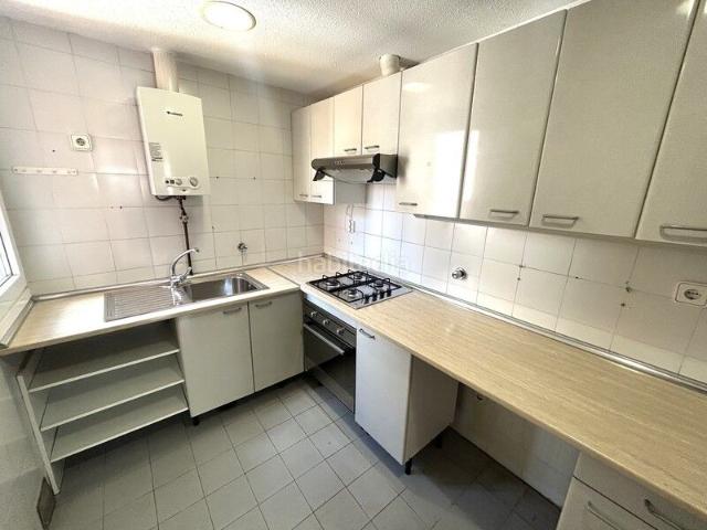 Piso en venta en Madrid, Berruguete. GLOBALPISO TETUÁN VENDE EN EXCLUSIVA fantástico piso en el corazón de Berruguete.Esta gran oportunidad se encuentra en una segunda. Pisos.