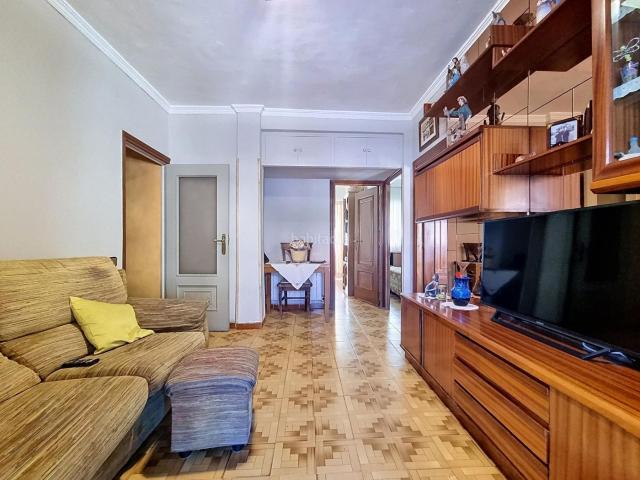 Piso en venta en Madrid, Buena Vista. Oportunidad! Piso en Carabanchel Alto 3 dormitorios!. Pisos.