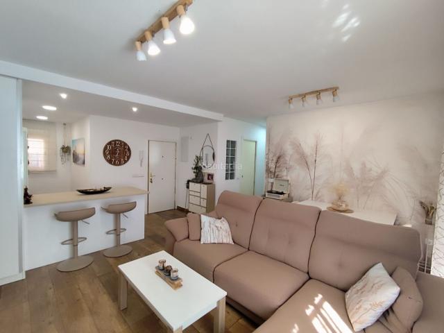 Piso en venta en Madrid, Buena Vista. Particular vende: Piso Premium REFORMADO y AMUEBLADO de diseño en Carabanchel. Pisos.