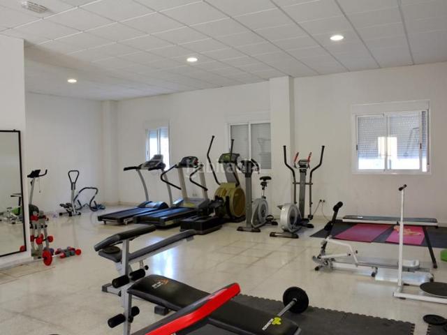 Piso en venta en Madrid, Butarque. Piso de 52m con Inquilino 4.35 rentabilidad bruta Ascensor. Pisos.