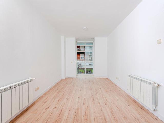 Piso en venta en Madrid, Butarque. Pisos.