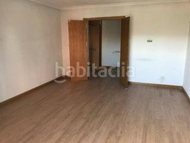 Piso en venta en Madrid, Butarque. Pisos.