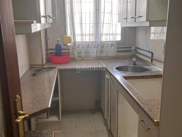 Piso en venta en Madrid, Canillejas. Oportunidad de Inversión en Madrid Piso para Reformar en Canillejas. Pisos.