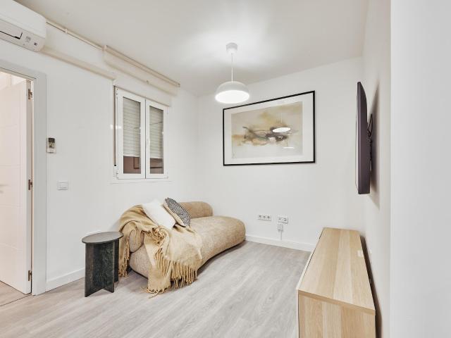 Piso en venta en Madrid, Calle meléndez valdés 13