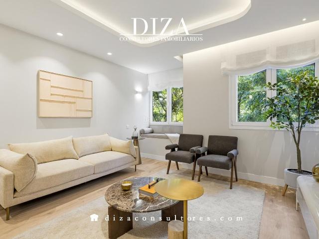 Piso en venta en Madrid, Castellana. Lujo a estrenar en Barrio de Salamanca. Pisos.