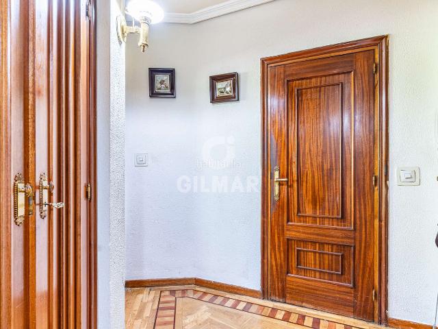 Piso en venta en Madrid, Casa de Campo. Descubre este encantador piso en una de las localizaciones más privilegiadas de Madrid, en el corazón de la Colonia del Manzanares. Pisos.