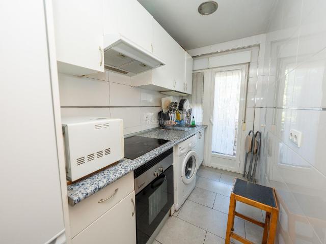 Piso en venta en Madrid, Casco Histórico de Vallecas. Piso reformado de 3 dormitorios con gran terraza en Villa de Vallecas Metro Congosto. Pisos.