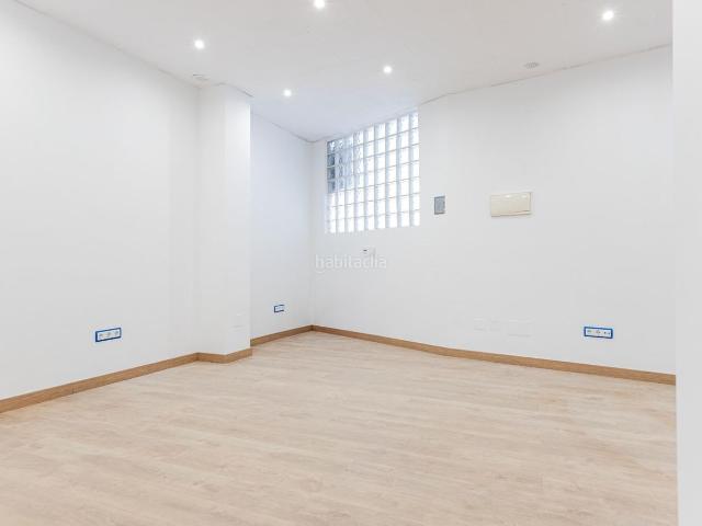 Piso en venta en Madrid, Casco Histórico de Vallecas. WGI INMOBILIARIA VENDE EN EXCLUSIVA esta espectacular Propiedad tipo Local Convertido en Vivienda, diáfano de diseño, completament. Pisos.