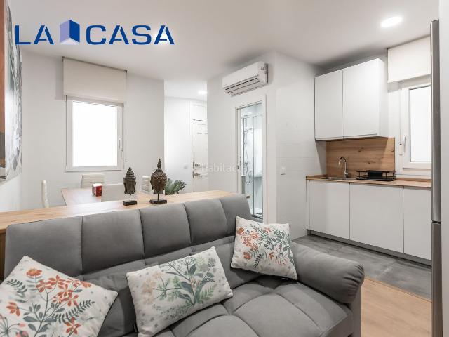 Piso en venta en Madrid, Chopera. Piso en venta en Calle de Guillermo de Osma. Pisos.