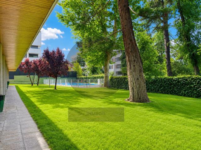 Piso en venta en Madrid, Ciudad Universitaria. InmoGil Gestion, Piso en venta en Arroyofresno Madrid con piscina y trastero. Pisos.