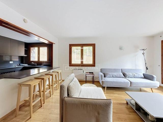 Piso en venta en Madrid, Ciudad Universitaria. Piso de 3 dormitorios con terraza de 188m terraza en venta el El Tarter Canillo, Andorra. Pisos.