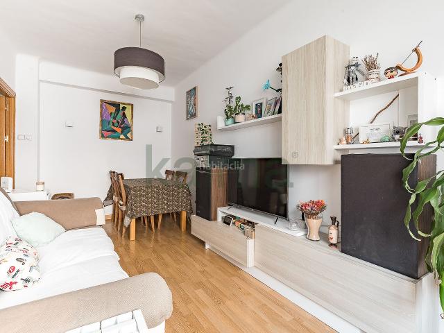 Piso en venta en Madrid, Concepción. NUDA PROPIEDAD en venta en Avenida Donostiarra. Pisos.