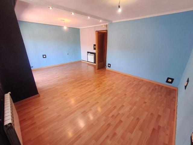 Piso en venta en Madrid, Colina