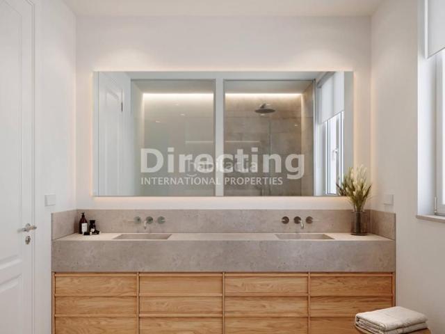 Piso en venta en Madrid, Cortes Huertas. EXCLUSIVA VIVIENDA EN VENTA EN EL CORAZÓN DE CORTES MADRID. Pisos.
