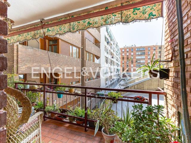 Piso en venta en Madrid, Cuatro Caminos Azca. Maravilloso Piso con terraza, trastero y garaje junto a la calle Orense. Pisos.
