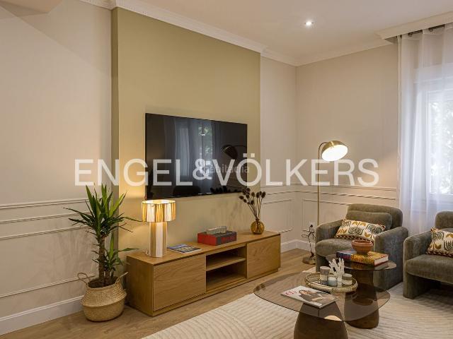 Piso en venta en Madrid, Cuatro Caminos Azca. Elegancia contemporánea y diseño exclusivo en Cuatro Caminos. Pisos.