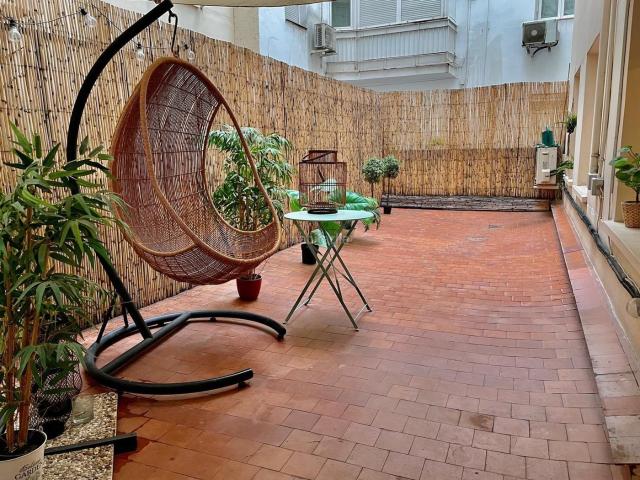 Piso en venta en Madrid, Cuatro Caminos Azca. PISO EN CUATRO CAMINO REFORMADO CON PATIO. Pisos.