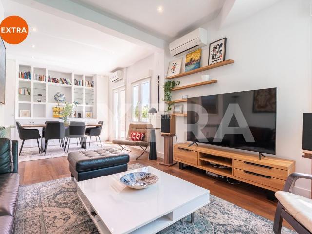 Piso en venta en Madrid, Cuatro Caminos Azca. Piso reformado en Comandante Zorita, exterior, de esquina. Pisos.