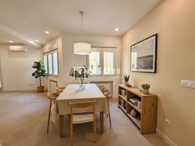 Piso en venta en Madrid, Cuatro Caminos Azca. Vivienda reformada, luminosa y lista para entrar a vivir a pocos metros de Avenida General Perón. Pisos.