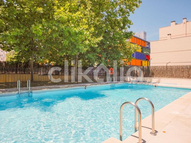 Piso en venta en Madrid, Cuatro Vientos. Pisos.