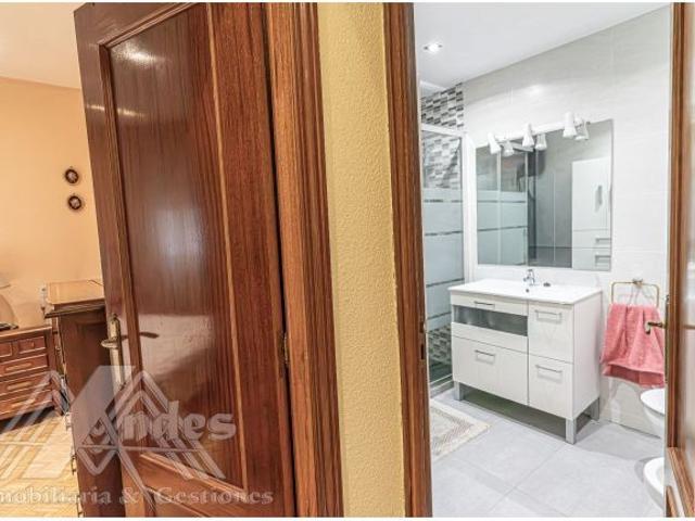 Piso en Venta en Madrid de las Caderechas, Madrid