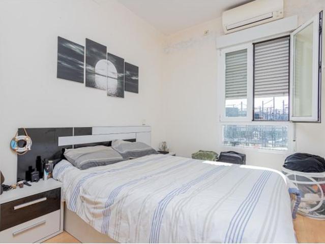 Piso en Venta en Madrid de las Caderechas, Madrid