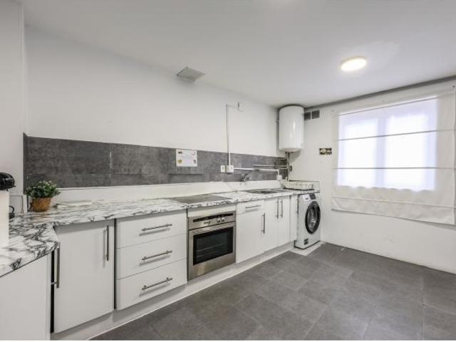 Piso en Venta en Madrid de las Caderechas, Madrid