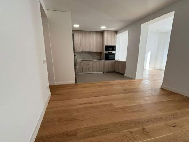 Piso en Venta en Madrid de las Caderechas, Madrid