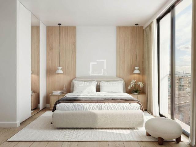 Piso en venta en Madrid, Delicias. Ático de obra nueva con una gran terraza y vistas despejadas en venta en Alejandro Ferrant, Arganzuela, Madrid. Pisos.