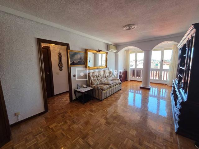 Piso en venta en Madrid, Delicias. GRAN PISO EN PASEO DE LAS DELICIAS. Pisos.