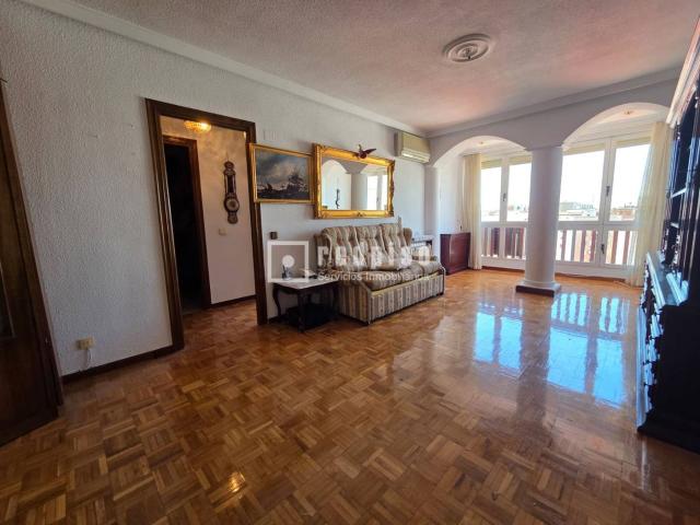 Piso en venta en Madrid, Delicias. GRAN PISO EN PASEO DE LAS DELICIAS. Pisos.