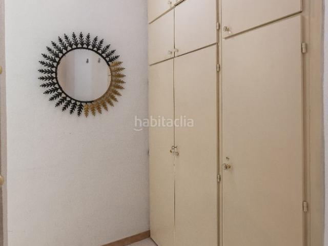 Piso en venta en Madrid, Delicias. Piso en venta en Calle de Bustamante. Pisos.