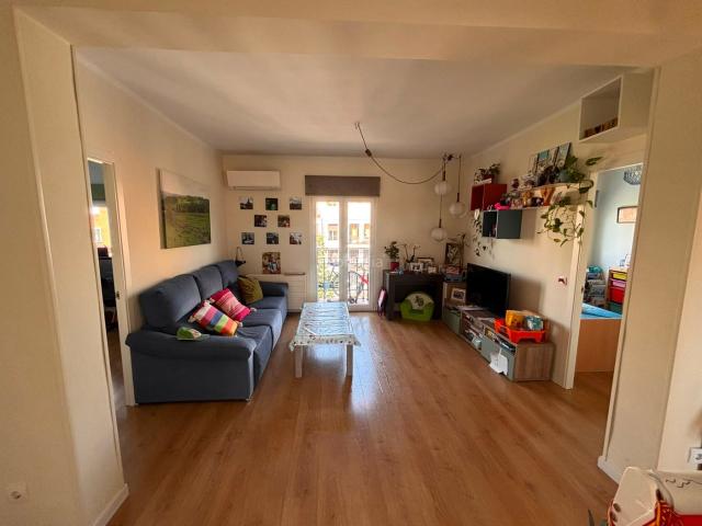 Piso en venta en Madrid, Delicias. Pisos.