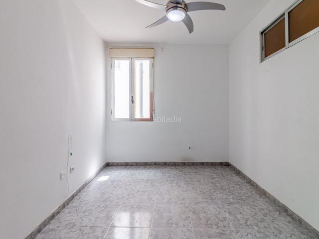 Piso en venta en Madrid, Embajadores Lavapiés. Encantador apartamento junto a Antón Martín, en pleno corazón de Lavapiés. Pisos.