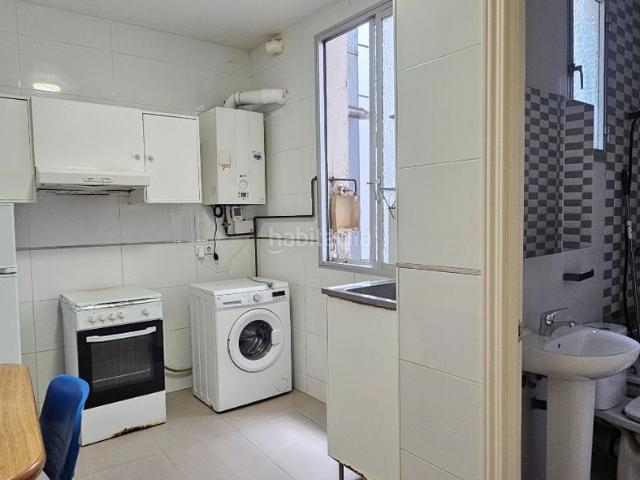Piso en venta en Madrid, Embajadores Lavapiés. Oportunidad para reformar a tu medida en el corazón de Lavapiés. Pisos.