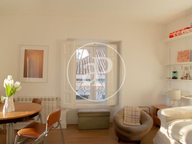 Piso en venta en Madrid, Embajadores Lavapiés. Piso en venta cerca de Tirso de Molina. Pisos.