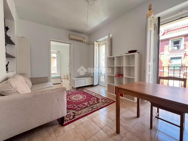 Piso en venta en Madrid, Embajadores Lavapiés. Piso en venta en Madrid. Pisos.