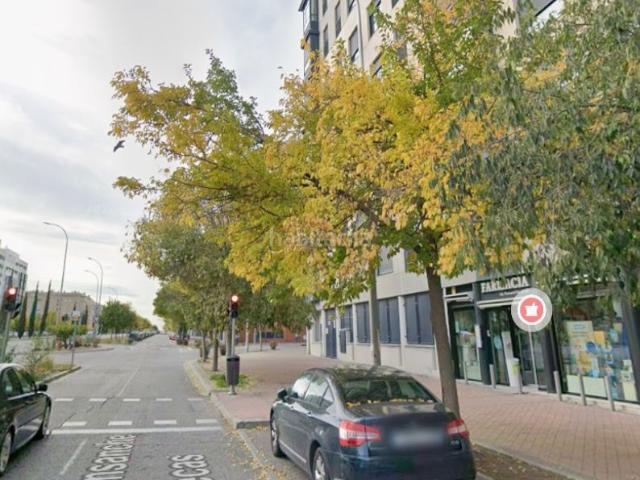 Piso en venta en Madrid, Ensanche de Vallecas La Gavia. SOLO INVERSORES. SE VENDE VIVIENDA CON OCUPACIÓN ILEGAL. NO ADMITE VISITAS. Pisos.