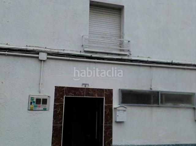 Piso en venta en Madrid, Entrevías. Gran oportunidad de comprar un piso de tres habitaciones en la localidad de Madrid en Madrid. No dejes pasar esta gran ocasión de. Pisos.