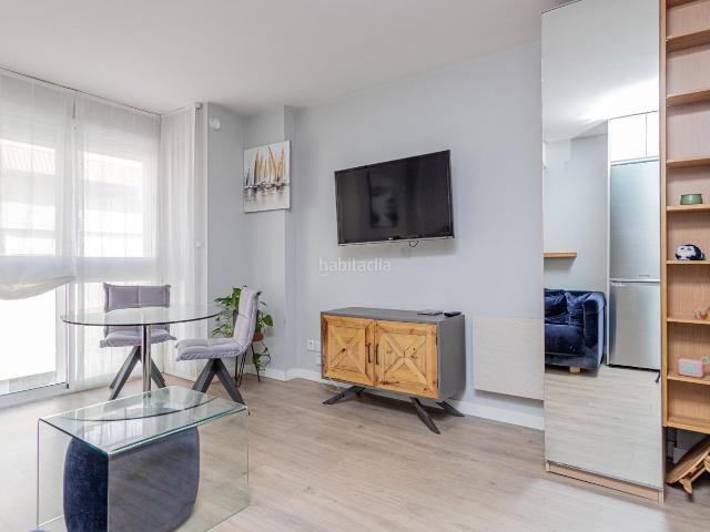 Piso en venta en Madrid, Entrevías. Pisos.