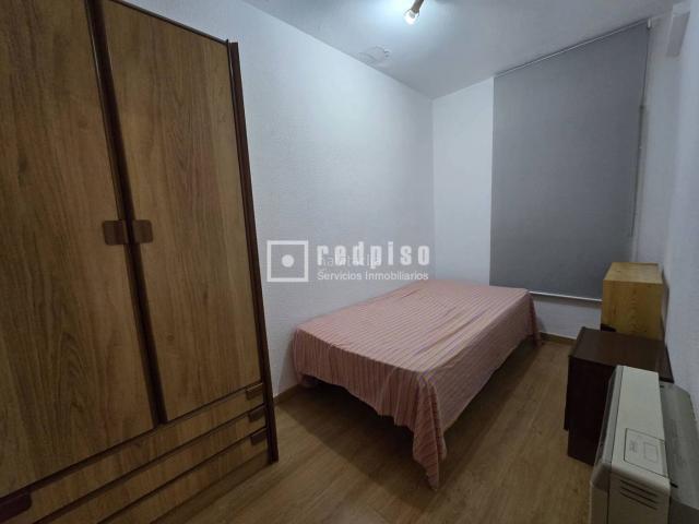 Piso en venta en Madrid, Entrevías. Pisos.