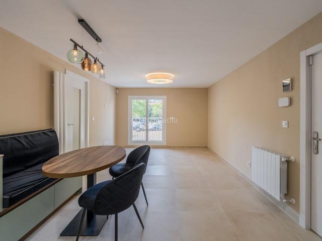 Piso en venta en Madrid, Fontarrón. PISO REFORMADO A ESTRENAR 3 DORMITORIOS, 2 BAÑOS, TERRAZA Y ASCENSOR EN MORATALAZ. Pisos.