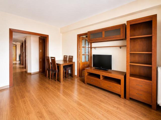 Piso en venta en Madrid, Fuente del Berro. EXTERIOR, TERRAZA, GARAJE, CONSERJE Y ZONA PREMIUM. Pisos.