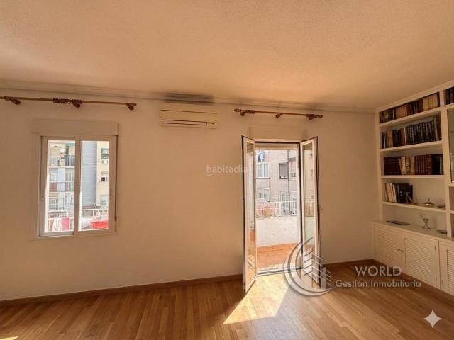 Piso en venta en Madrid, Fuente del Berro. Piso en Venta Plaza Manuel Becerra. Pisos.