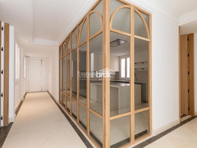 Piso en venta en Madrid, Gaztambide. Magnífico piso en Chamberí con Reforma Integral. Pisos.