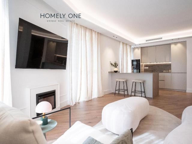 Piso en venta en Madrid, Goya. Maravillosa Vivienda totalmente Exterior con 12 huecos a la Calle. Pisos.